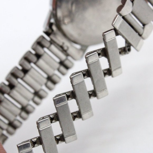 VIntage TIMEX Watch Mens Silver Tone Stainless Steel Self-Wind Date Beige Dial - Picture 9 of 10